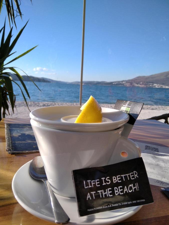 Apartment Alegria In Okrug With Heated Pool, Sea View, Jacuzzi, Wifi Trogir Luaran gambar